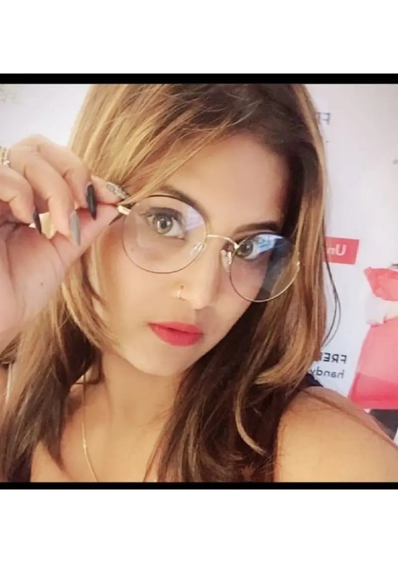 AANY ULLU ARTIST gallery photo 13 — Bangalore escorts