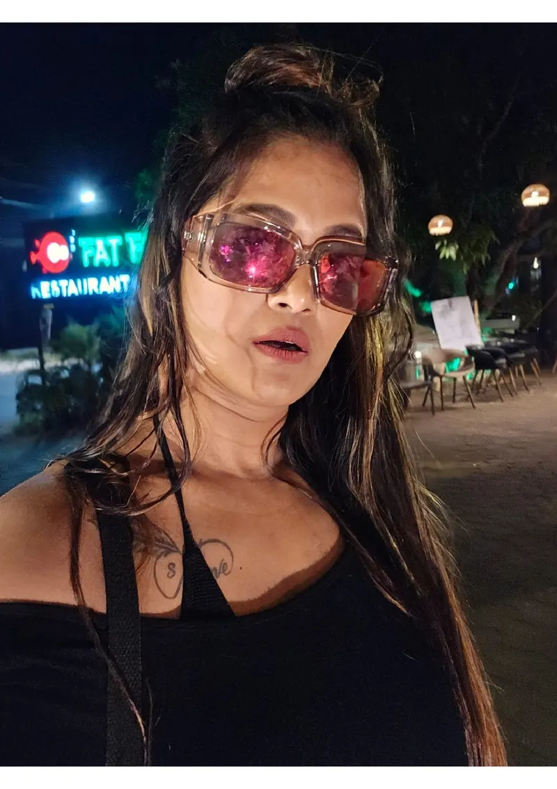 AANY ULLU ARTIST gallery photo 17 — Bangalore escorts