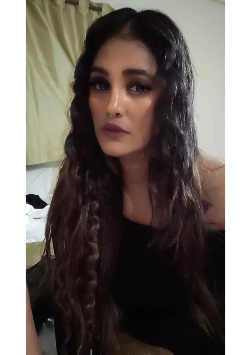 AANY ULLU ARTIST gallery photo 22 — Bangalore escorts