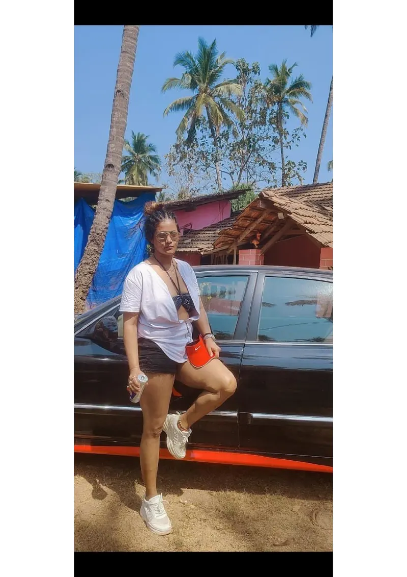 AANY ULLU ARTIST gallery photo 26 — Bangalore escorts
