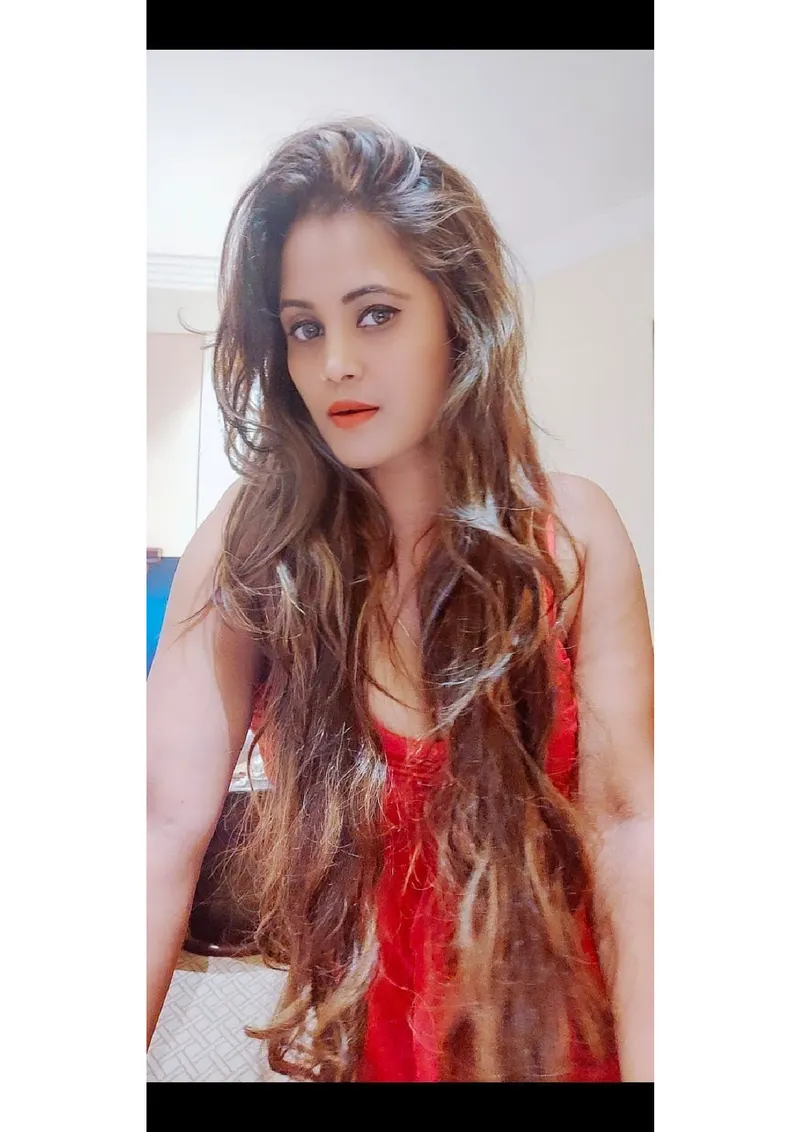 AANY ULLU ARTIST gallery photo 28 — Bangalore escorts