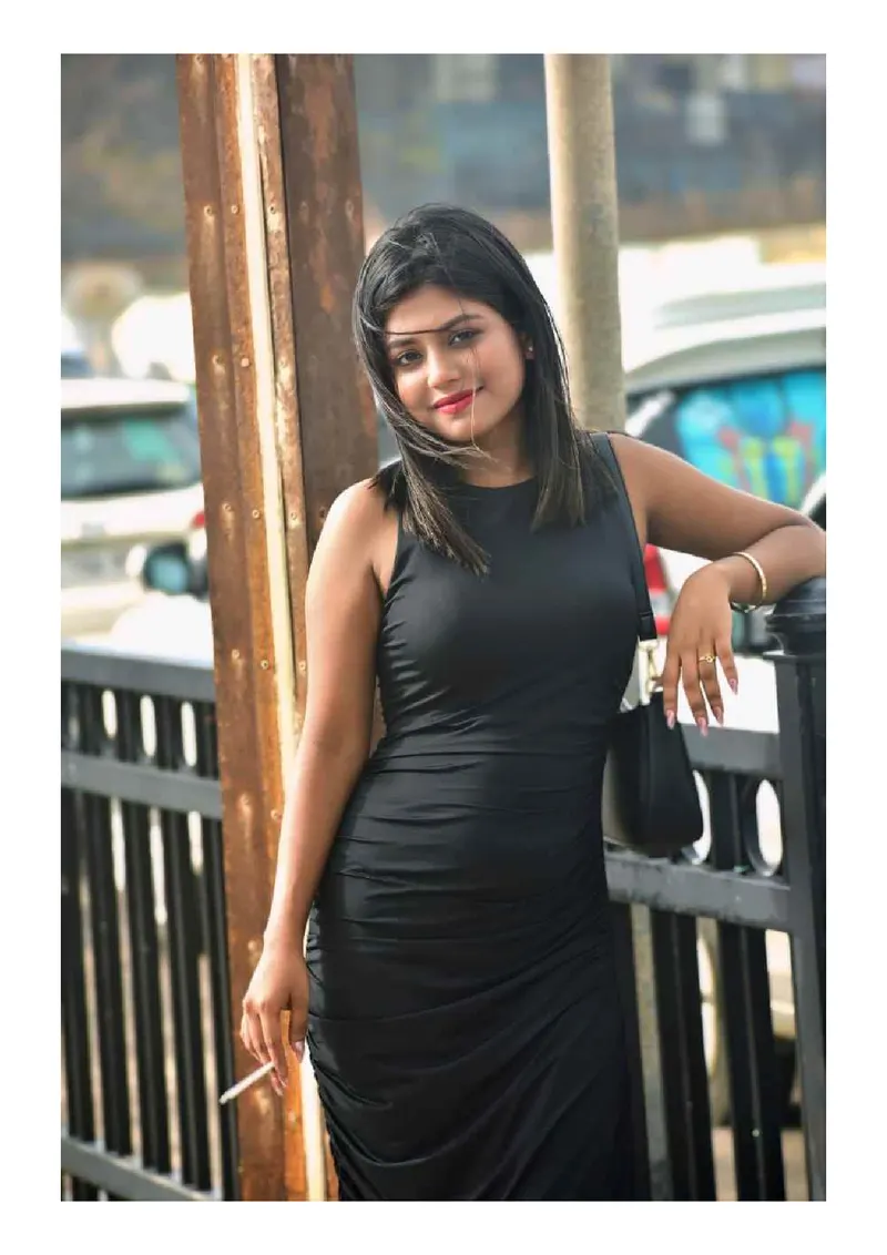 CABIN CREW GIRL SAMANTHA AVAILABLE gallery photo 7 — Bangalore escorts