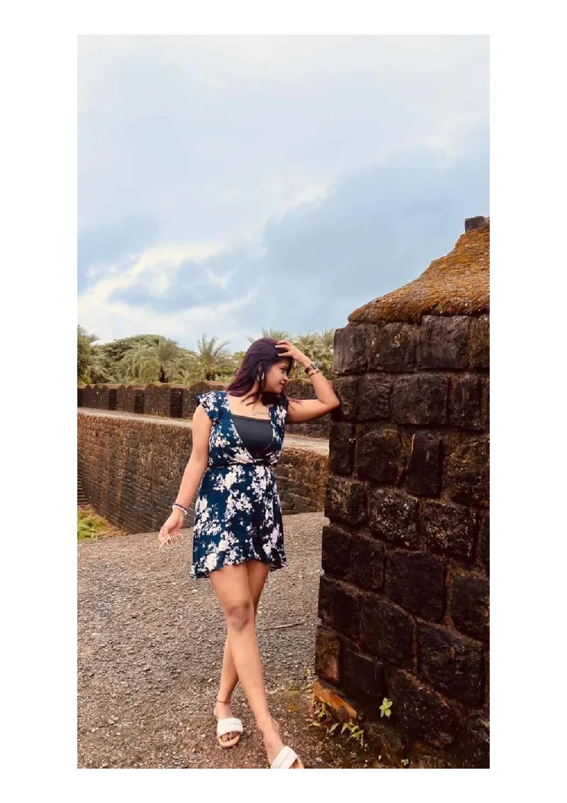 CAT WALK MODEL SHILPA MANJUNATH AVAILABLE gallery photo 6 — Bangalore escorts