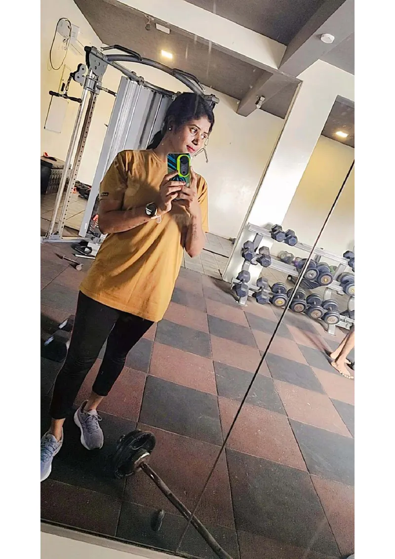 HANSIKA TAMIL COLLEGE STUDENT gallery photo 6 — Bangalore escorts