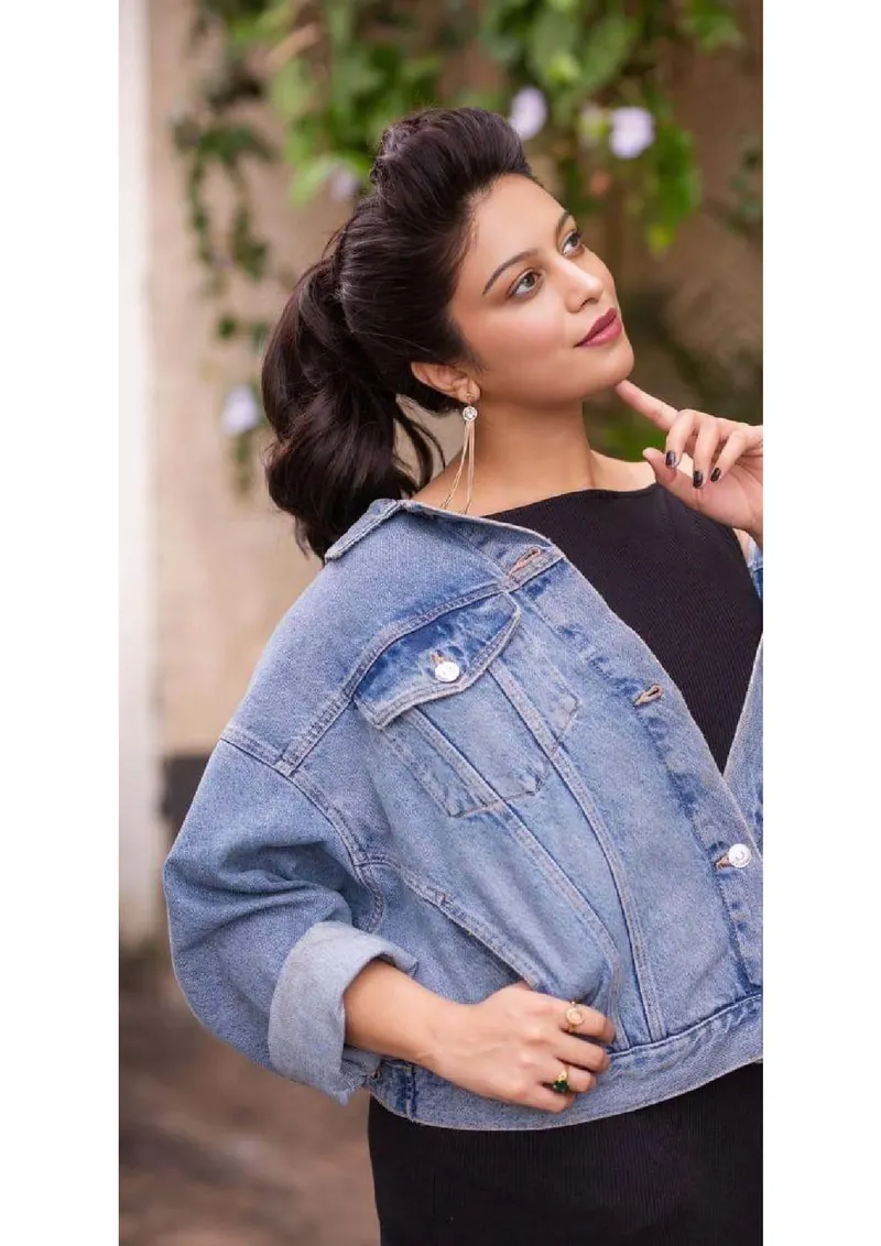 HARINI KANNADA SOUTH TV ARTIST gallery photo 19 — Bangalore escorts