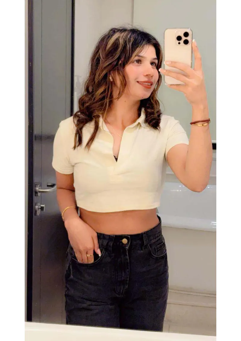 INSTAGRAM INFLUENCER  REETU gallery photo 5 — Bangalore escorts
