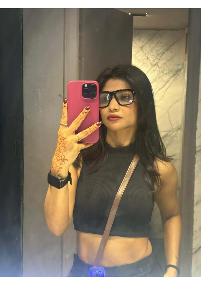 JANVI MUMBAI COLLEGE STUDENT gallery photo 2 — Bangalore escorts