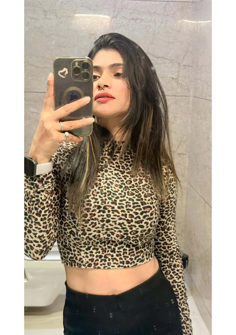 JANVI MUMBAI COLLEGE STUDENT gallery photo 5 — Bangalore escorts