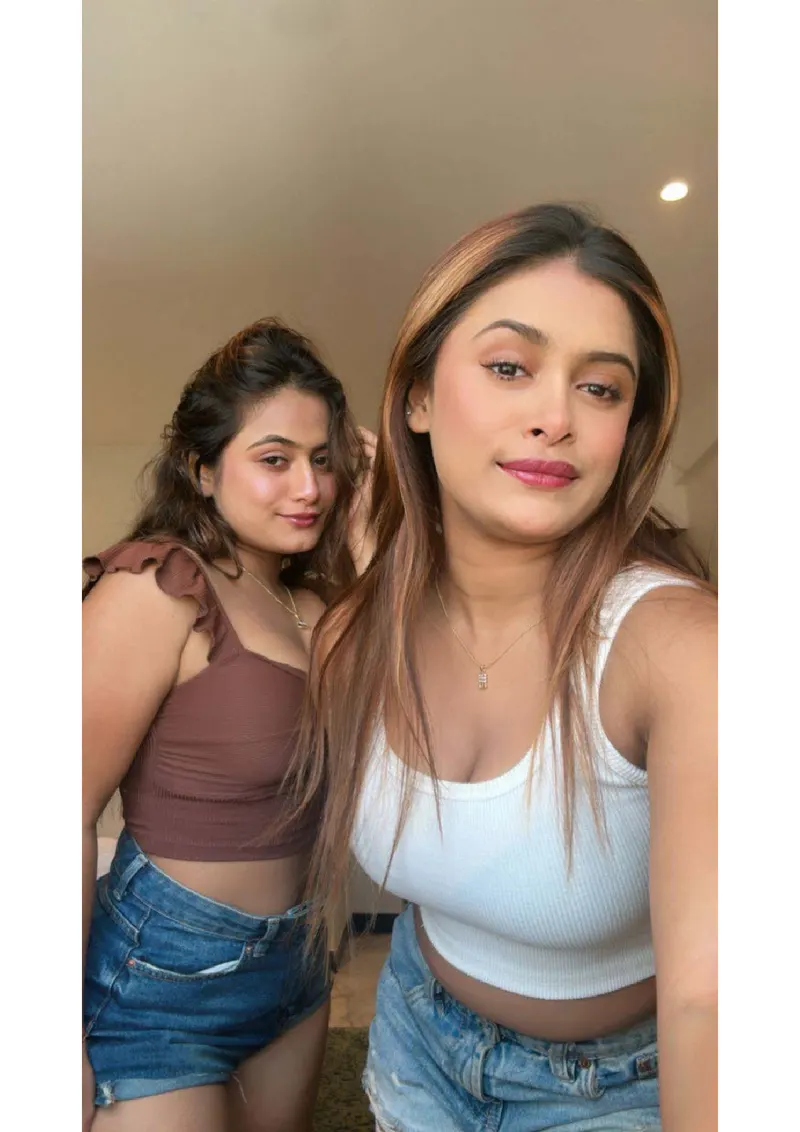 LAKME AND ULLU THREESOM gallery photo 6 — Bangalore escorts