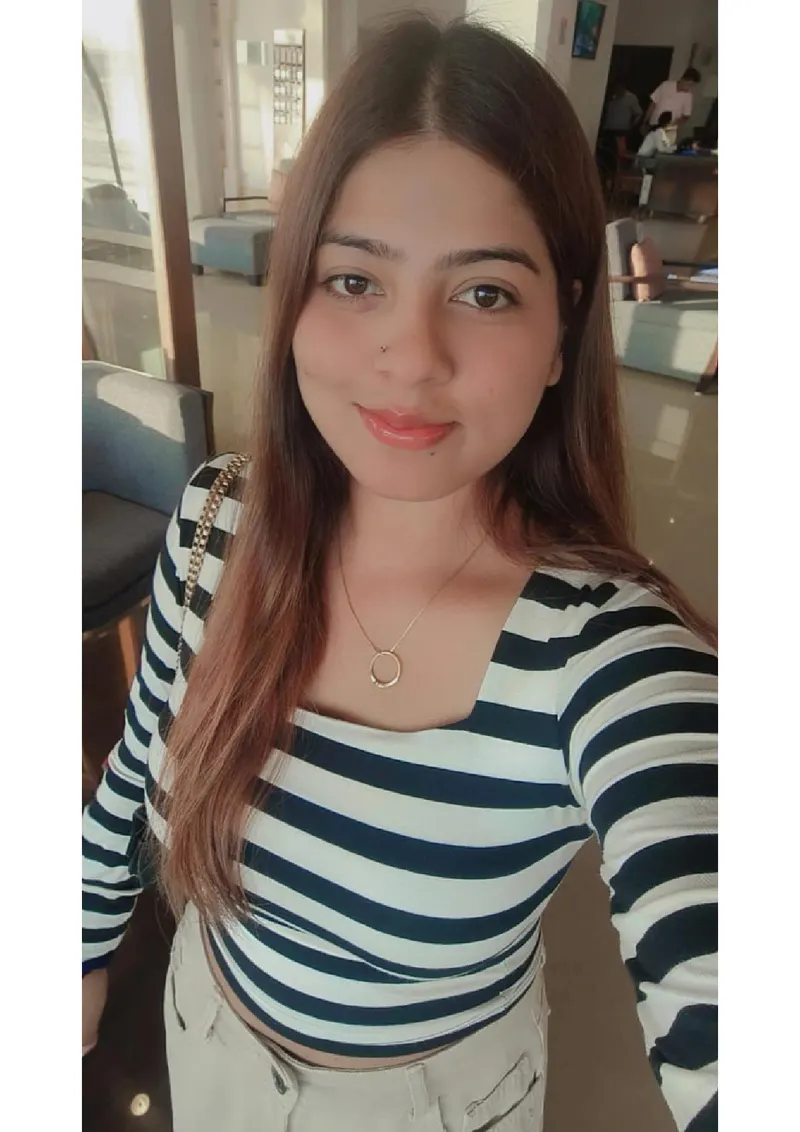 megha hot gallery photo 4 — Bangalore escorts