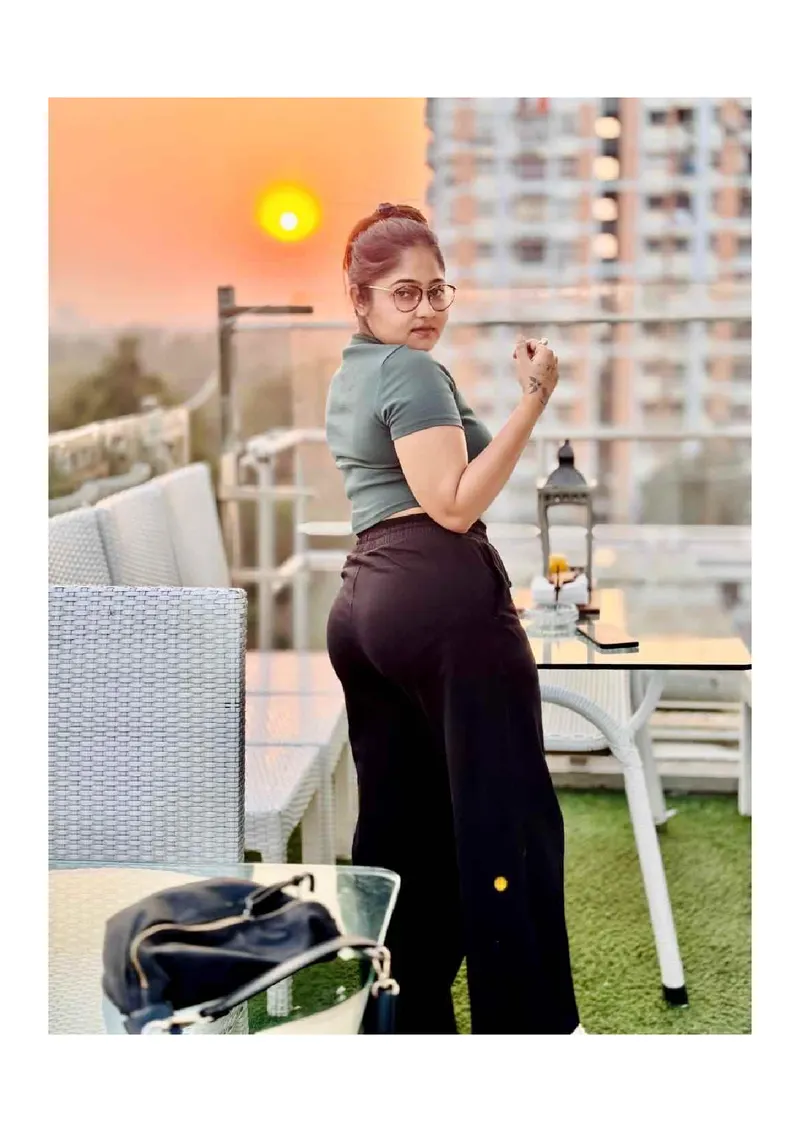 MILKY MODEL RAMYA AVAILABLE gallery photo 10 — Bangalore escorts