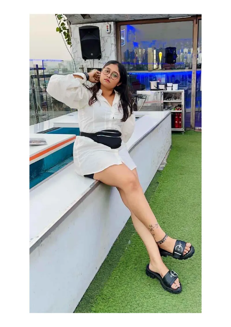MILKY MODEL RAMYA AVAILABLE gallery photo 11 — Bangalore escorts