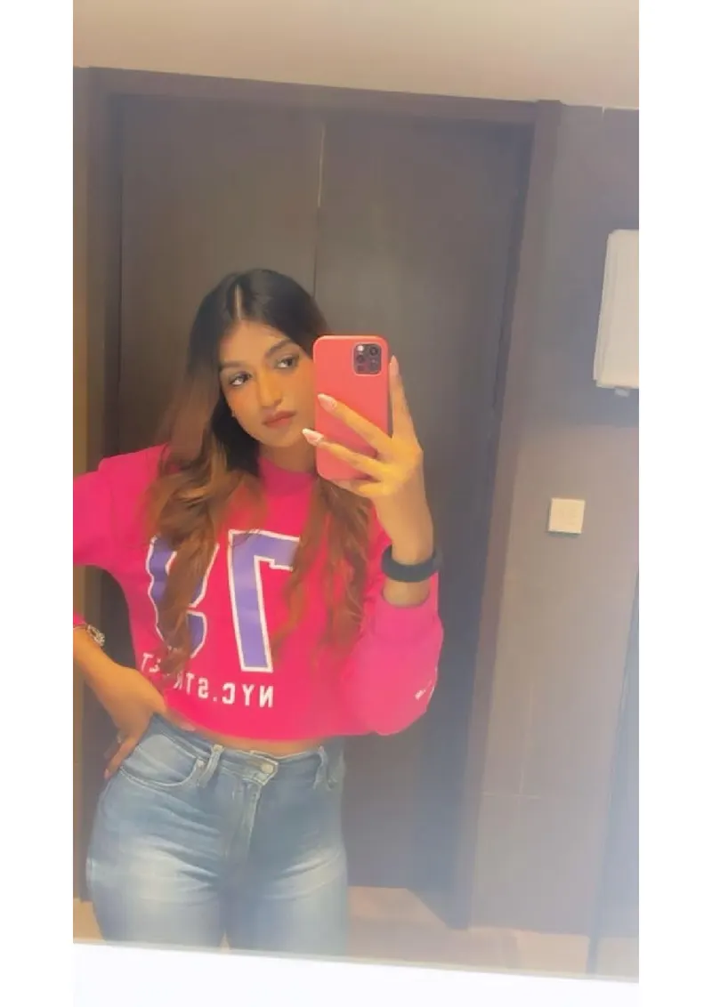 Nia  ji .. gallery photo 5 — Bangalore escorts