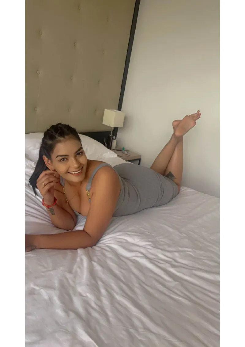 Nikki..D gallery photo 2 — Bangalore escorts