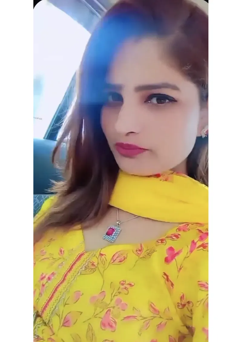 PUNJABI MODEL NORA (GF EXPERENCE) gallery photo 5 — Bangalore escorts