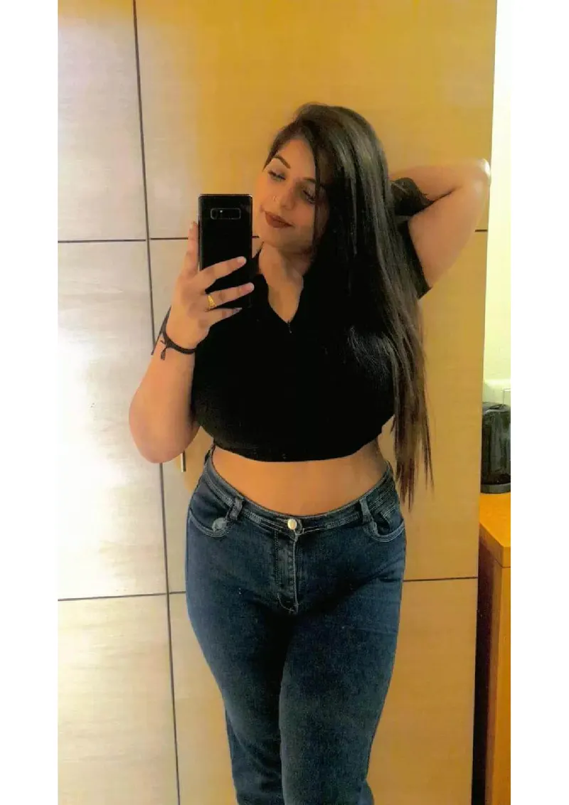 yashi top gallery photo 5 — Bangalore escorts