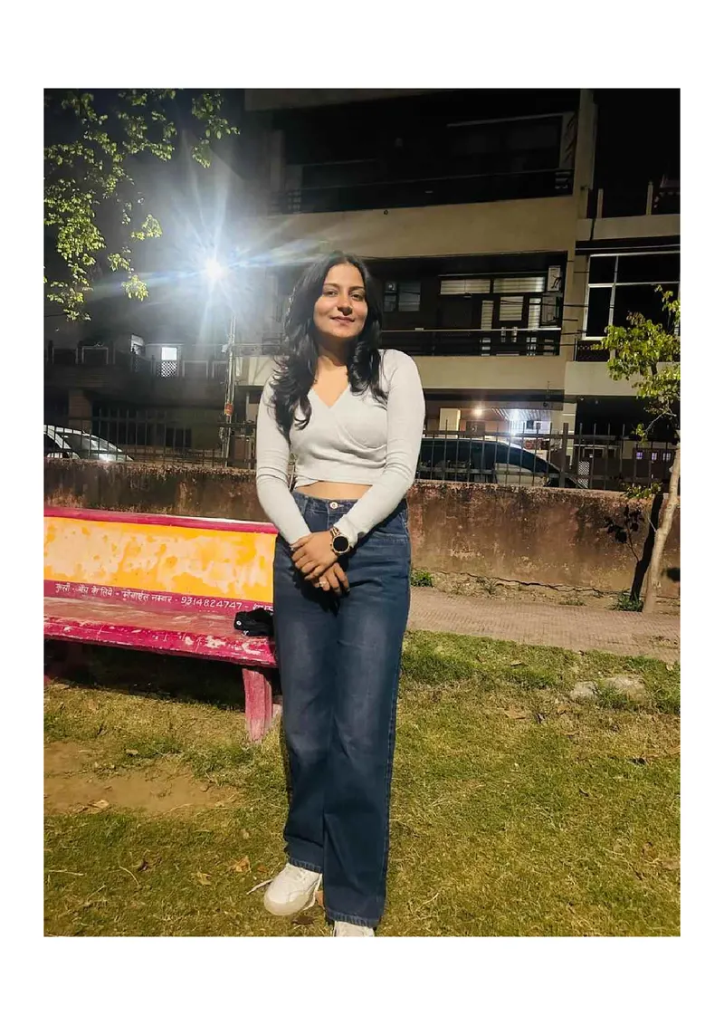 Young girl age 19 Priyanka available gallery photo 3 — Bangalore escorts