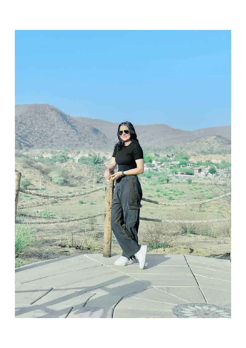 Young girl age 19 Priyanka available gallery photo 5 — Bangalore escorts