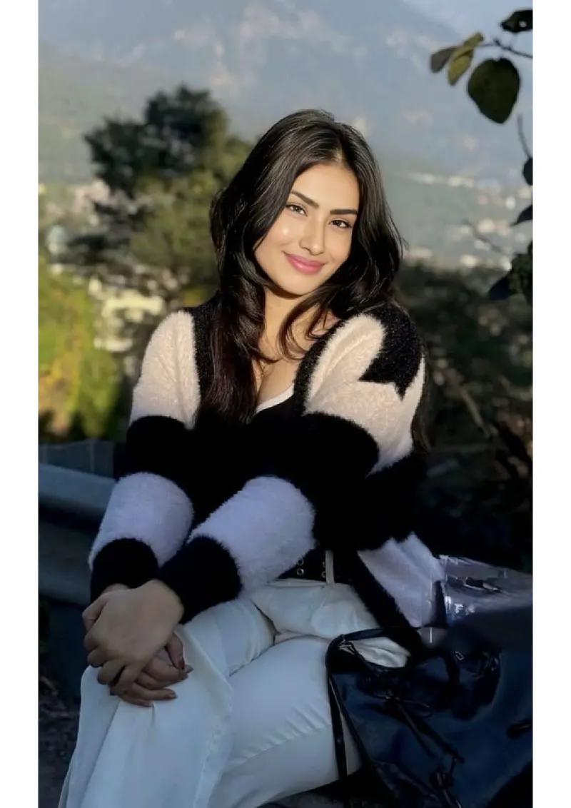 Zara🔥❤️🌹😘............Young foreigner high profile model gallery photo 5 — Bangalore escorts